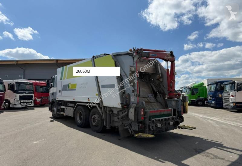 Engin de voirie Scania 380.3