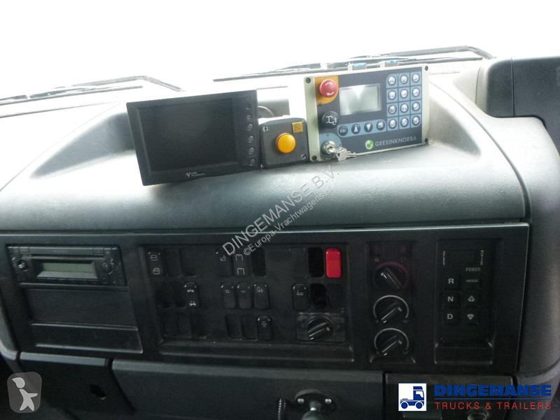 آلة لصيانة الطرق Mercedes Mercedes 2629 6x2 RHD...