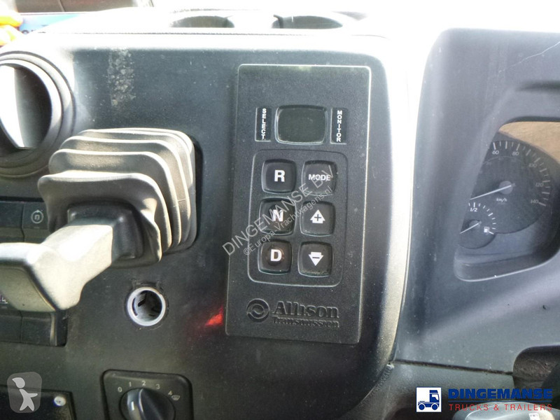 آلة لصيانة الطرق Mercedes 2630 6x2 RHD Faun...