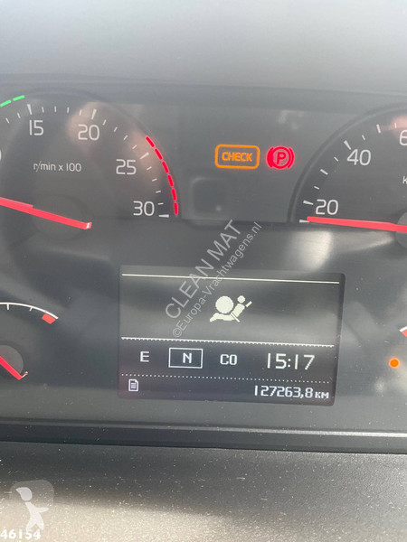 آلة لصيانة الطرق Volvo 330 Euro 5 Translift...