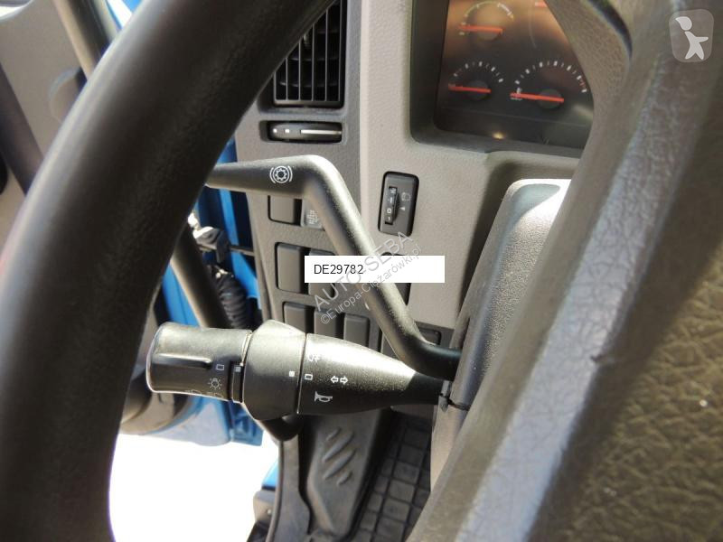 آلة لصيانة الطرق Volvo FE 320 62TR