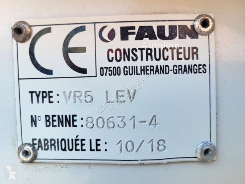آلة لصيانة الطرق Renault VR5 LEV