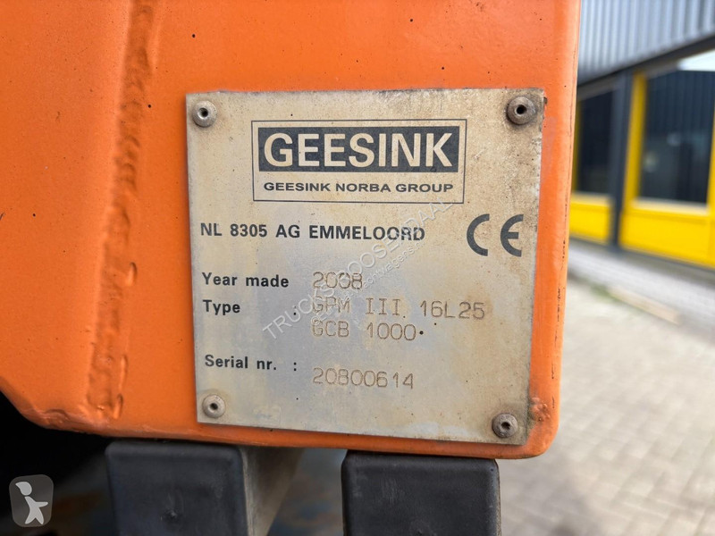 Vehículo de limpieza viaria Volvo 19,280 +...