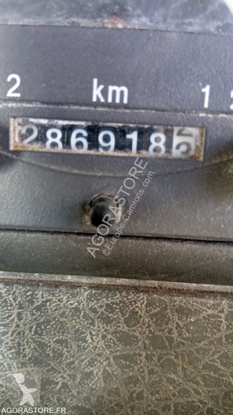 Útfenntartó-és-karbantartógép Iveco 100E18