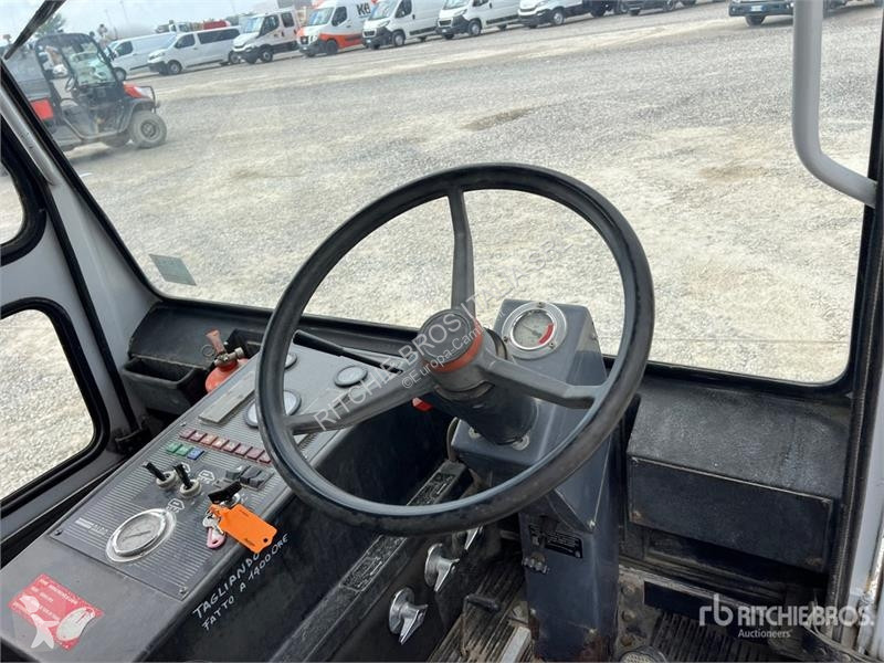 Vägmaskiner Dulevo 200/5 Sweeper Truck