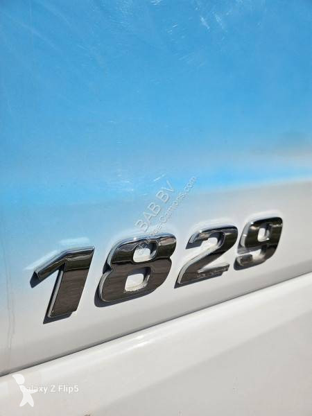 Коммунальная техника  Mercedes 1829