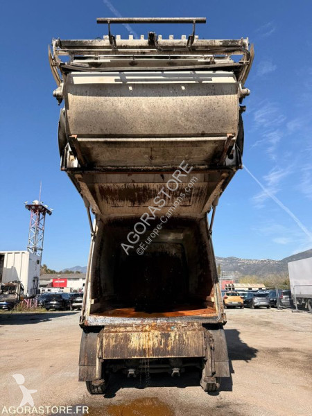 Vägmaskiner Volvo FM