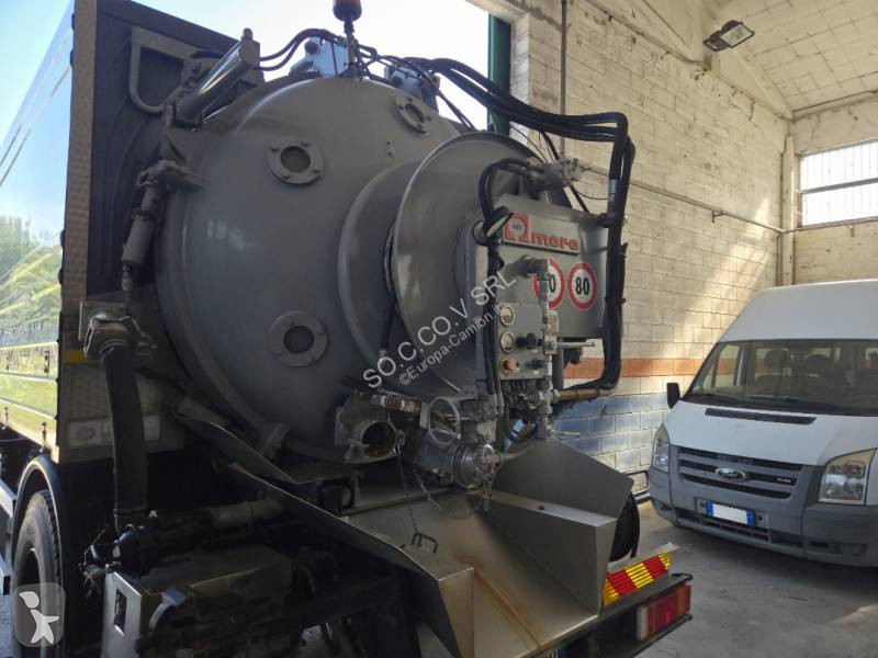 Vehículo de limpieza viaria Iveco 170 E 27