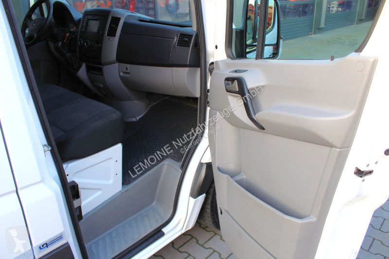 آلة لصيانة الطرق Mercedes 316 CDI 1m² F&F...
