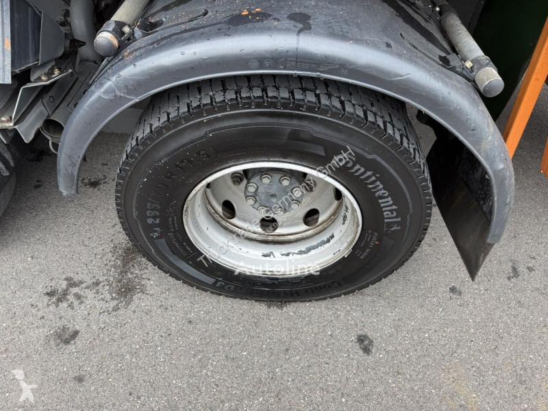 آلة لصيانة الطرق Mercedes 2128 6x2 Ochsner