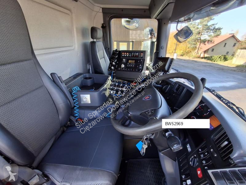 آلة لصيانة الطرق Scania BROCK SL200 CMAR