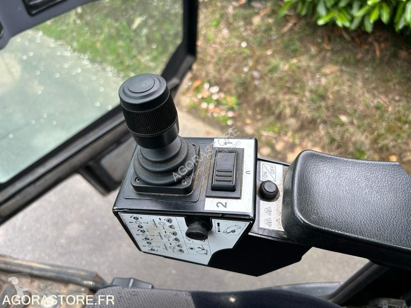Gemeentevoertuig Mathieu GRAND AZURA MC 400
