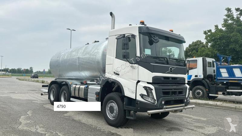 Silniční stroje Volvo FMX 460
