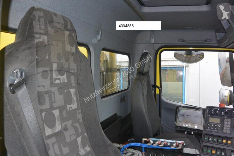 Silniční stroje Mercedes