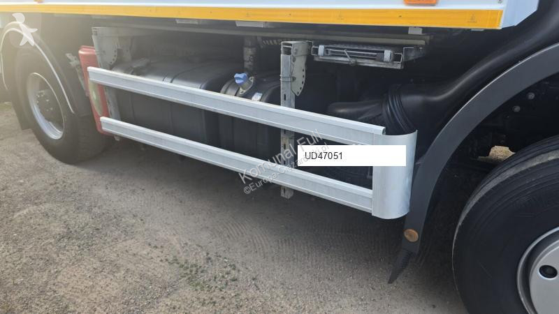 Utilaje pentru drumuri Mercedes variopress 16m3