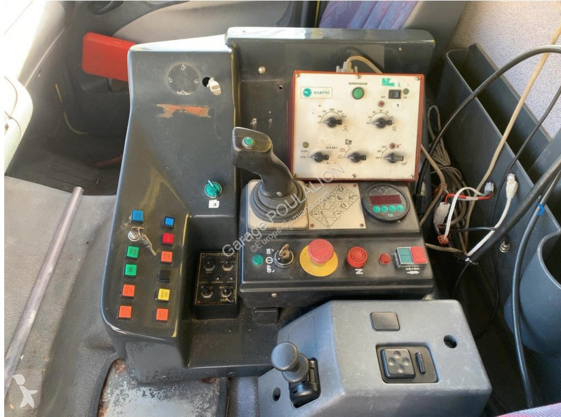 شاحنة Mercedes 2628