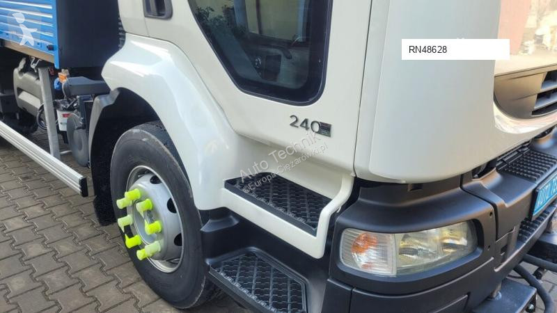 آلة لصيانة الطرق Renault 240dxi