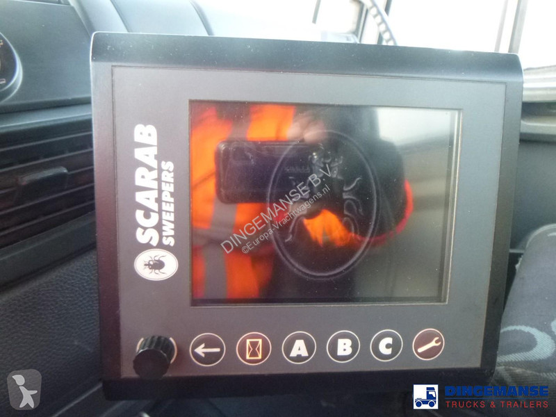 آلة لصيانة الطرق Iveco ML150E22 4x2 Scarab...