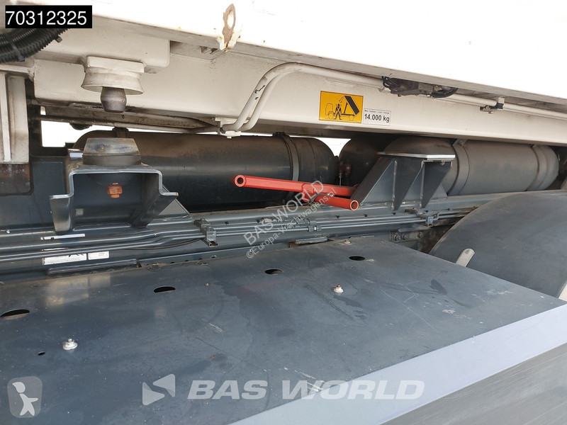 Engin de voirie Iveco 330 6X2 CNG ENGINE RHD...