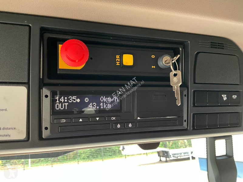 آلة لصيانة الطرق DAF G XD 300 Euro 6 Geesink 17m³