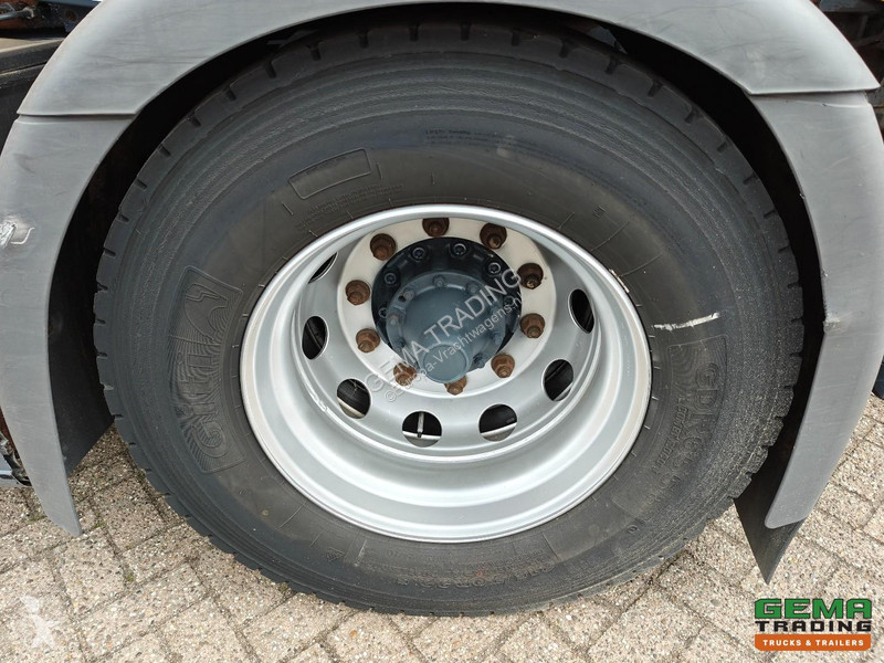 آلة لصيانة الطرق Scania P 230 B 4X2 Euro5 Day...