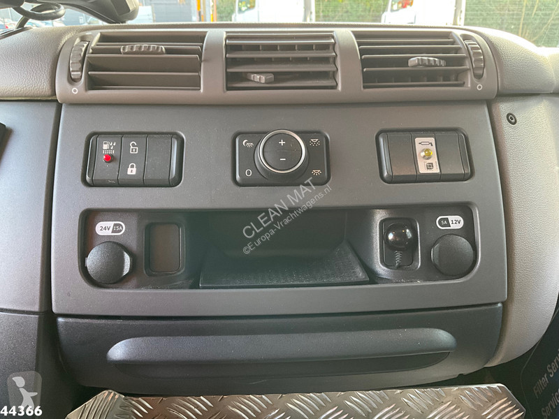 Gemeentevoertuig DAF FAG  300 Geesink 20m³