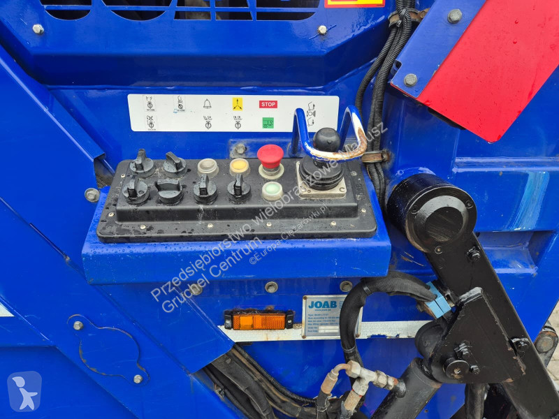 Engin de voirie Scania P340 LB 6X2*4 / JOAB...