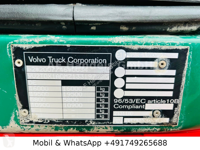 آلة لصيانة الطرق Volvo 250 Bucher Johnston VS...