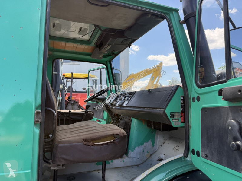 شاحنة Mercedes U1200 Unimog