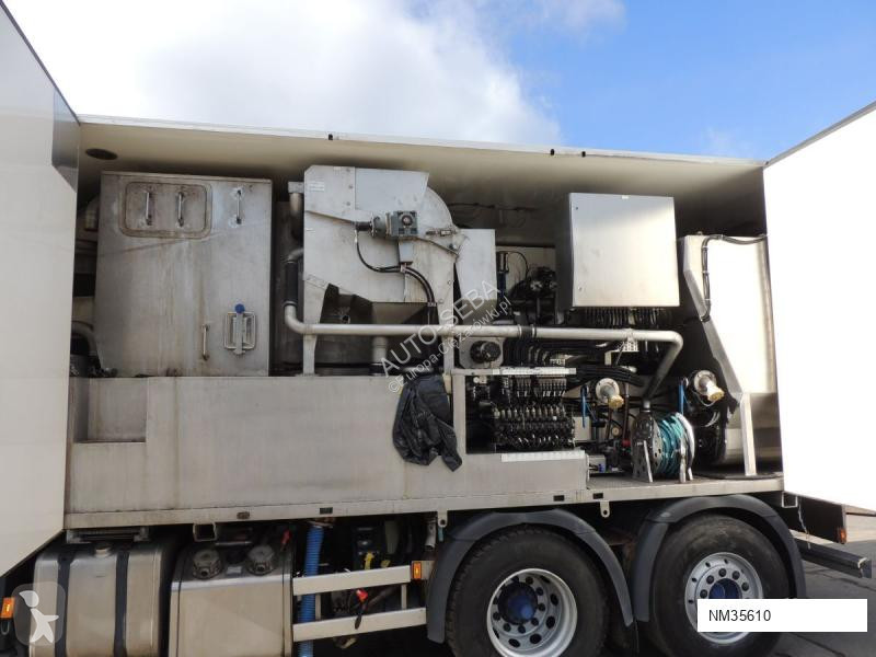 آلة لصيانة الطرق Scania Aquateq DMU-4612 Ecovee