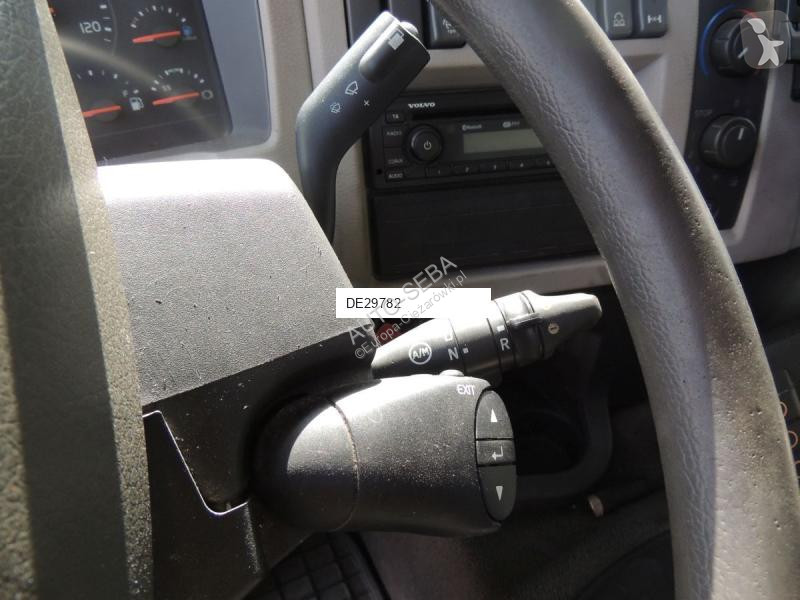 آلة لصيانة الطرق Volvo FE 320 62TR