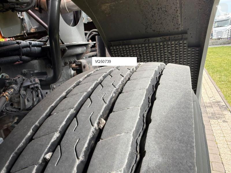 Veicolo per la pulizia delle strade Mercedes...