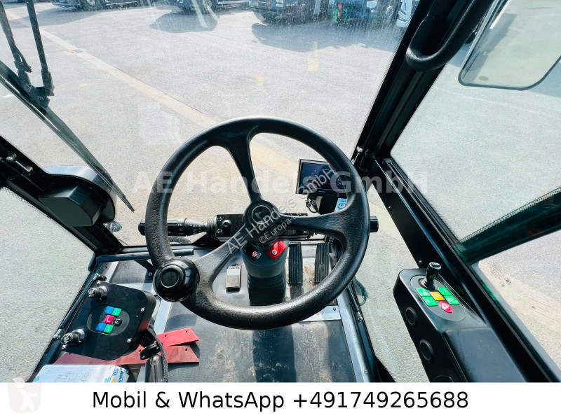Engin de voirie  Mathieu Azura Flex MC210...
