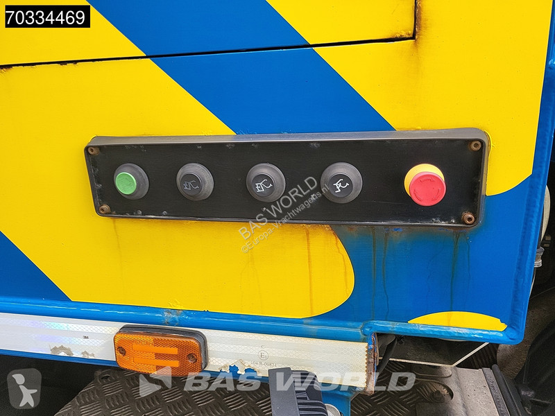 Vehículo de limpieza viaria Scania P340 P 6X2...