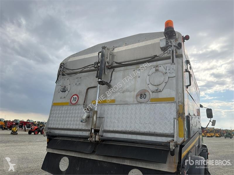 Vägmaskiner Iveco Schmidt SK650/59-1-033 on...