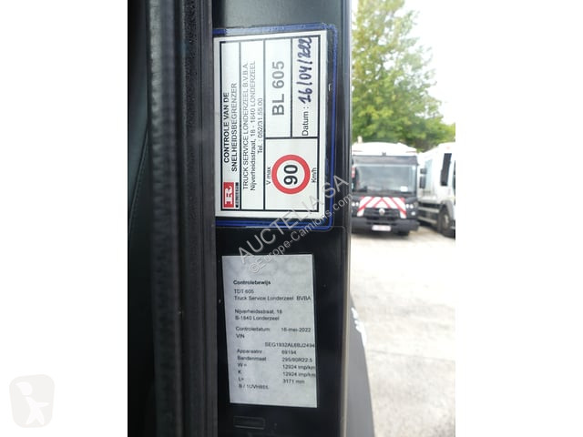 Vehículo de limpieza viaria Renault D19