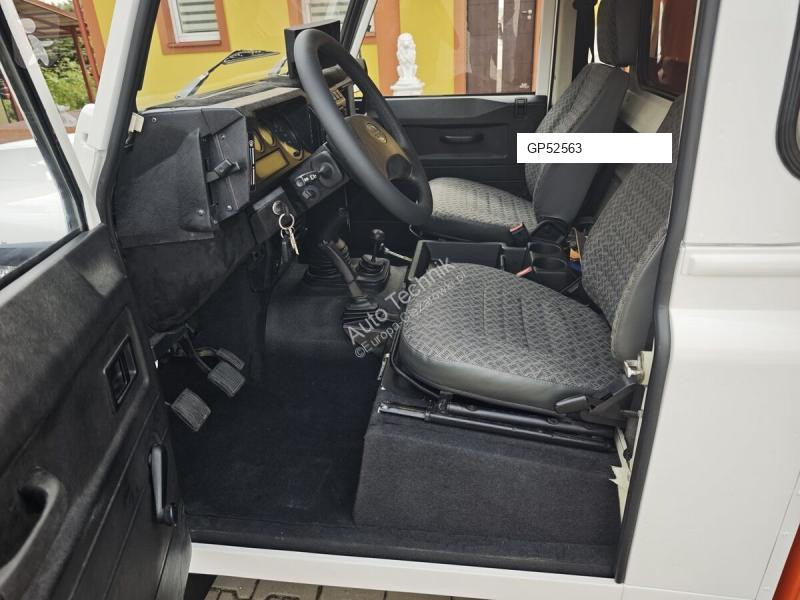 Vehículo de limpieza viaria Land Rover TD5 130...
