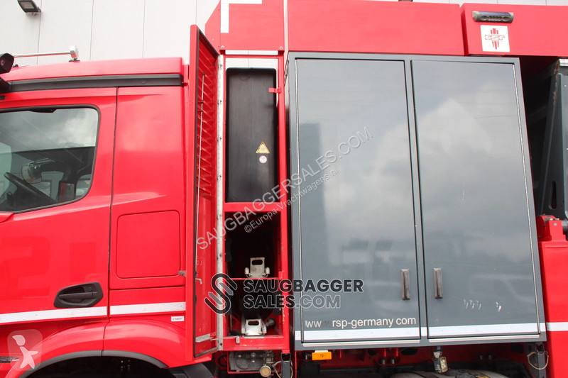 Gemeentevoertuig Mercedes 3251 RSP SAUGBAGGER 2020