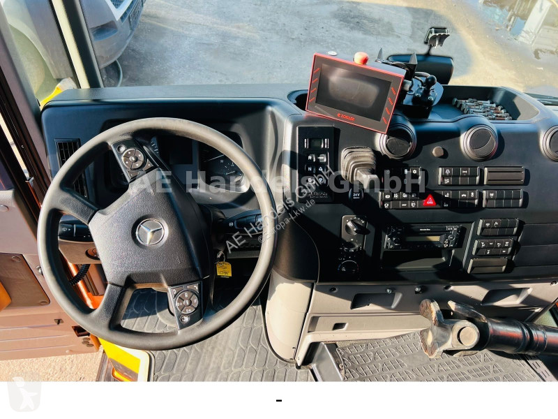 آلة لصيانة الطرق Mercedes ECONIC 2635 NGE-L62N...