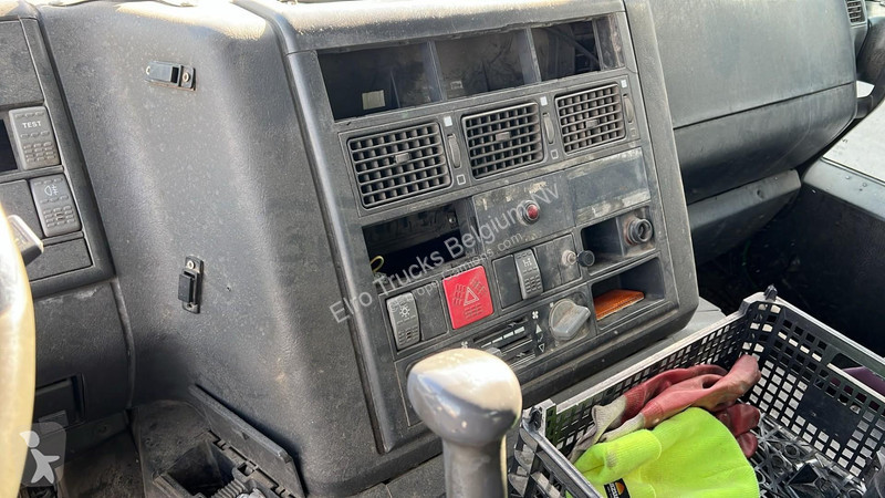 Iveco 190 E 24 (7500 LITER / MANUAL PUMP /...