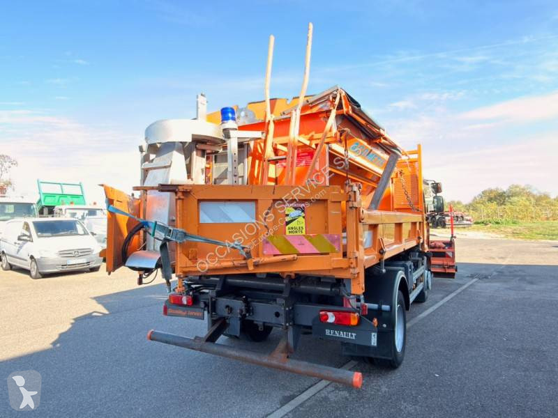 آلة لصيانة الطرق Renault 220.12 DXI