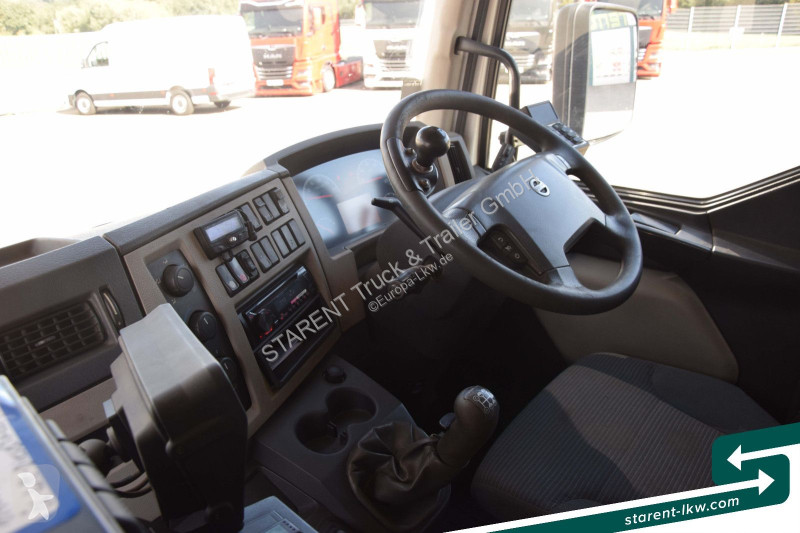 آلة لصيانة الطرق Volvo 240 Lorenz Kehrmaschine...