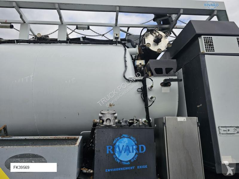 Vägmaskiner Renault RIVARD RECYTLING