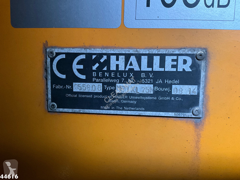 Silniční stroje Volvo 330 Euro 6 Zoeller 25m³