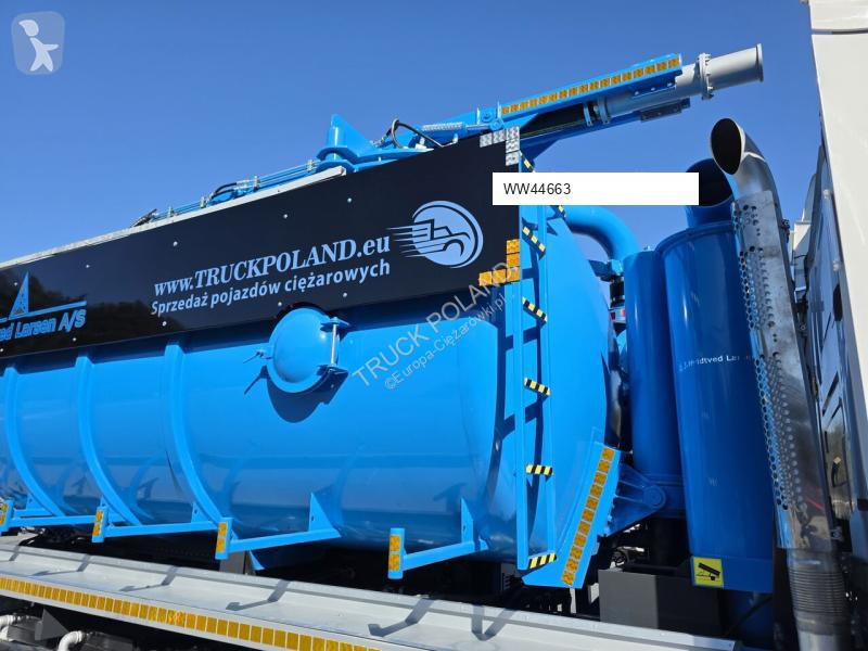 Utilaje pentru drumuri Scania Larsen FlexVac 311