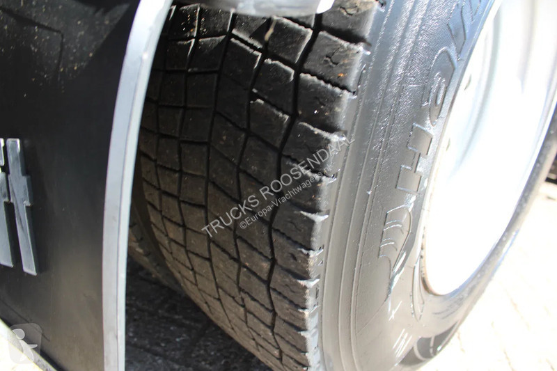 آلة لصيانة الطرق DAF 310 + 6X2 STEERING