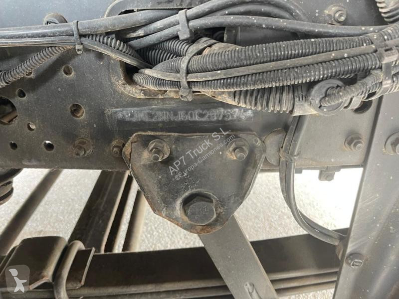Utilaje pentru drumuri Iveco 330