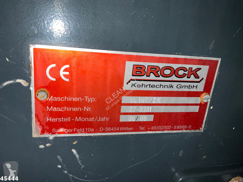 Vägmaskiner Mercedes 1018 Brock Left and right...