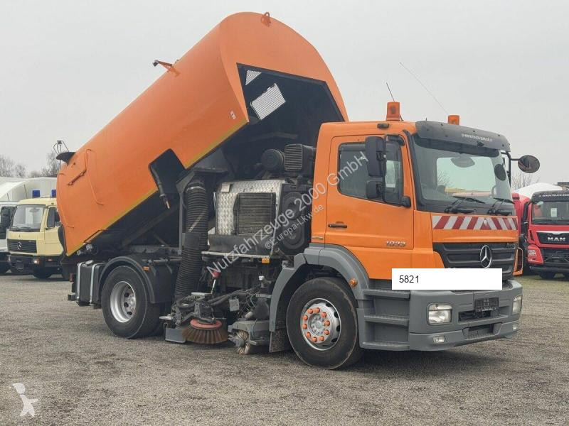 Silniční stroje Mercedes Optifant 70