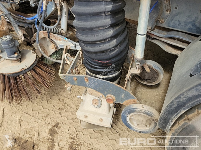 Utilaje pentru drumuri  LF55.180